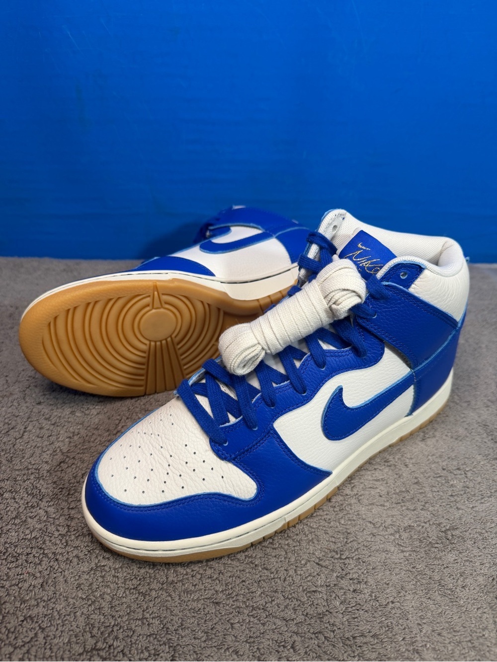 Nike dunk hi SE
'racer blue gum'
Brand new - Picture 5 of 9